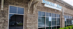 exterior of south oak title and closing in huntsville alabama